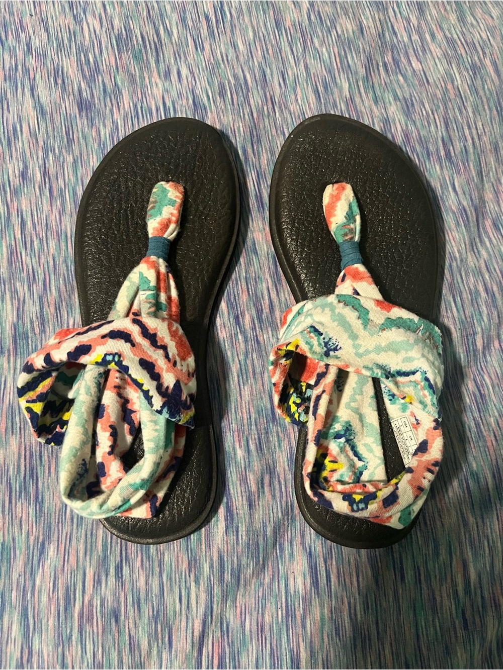 Sanuk yoga mat flip flops size 8
